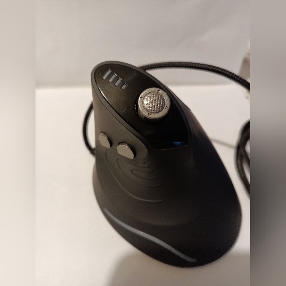 Vertical Gaming Mouse